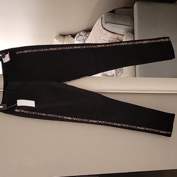 New Leopard Side Stripe Jean Jeggings - Picture 2 of 8
